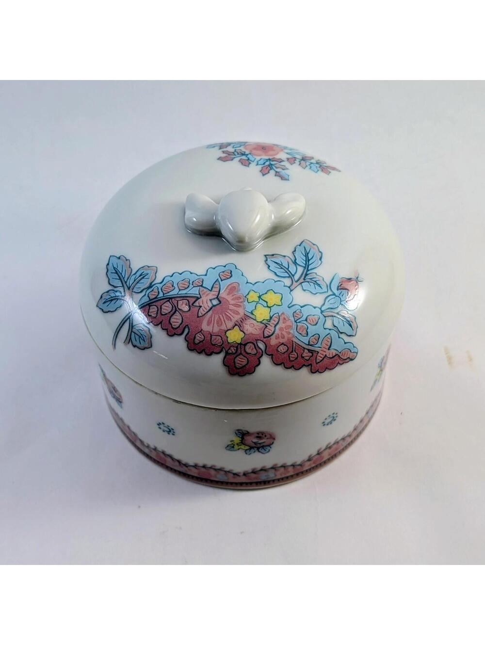 Elizabeth Arden Porcelain Powder Jar/Trinket Box